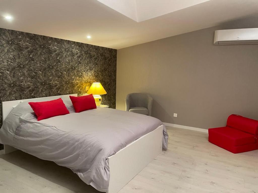 Les Meubles De Lassou Gite Lombers Exterior foto